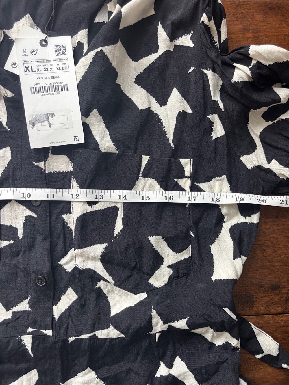 Zara Black and White Abstract Midi Shirt Dress - Picture 9 of 10